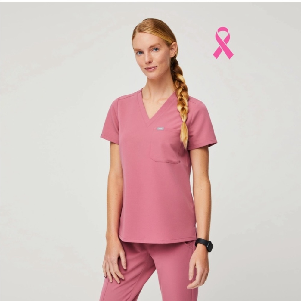 Pink figs scrub set